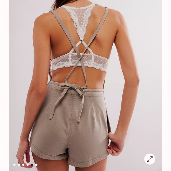 Free People Tough Love Shortalls, NWT Size 6 & 10 LAST DAY! - Picture 5 of 11
